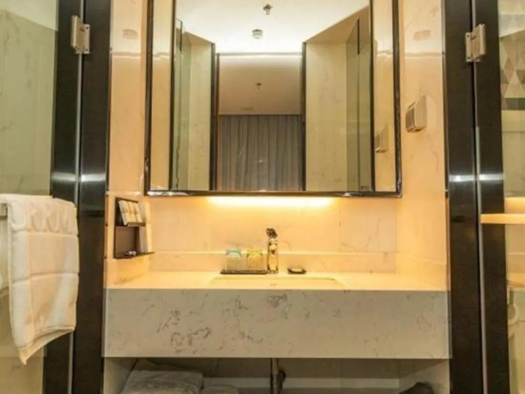 Borrman Hotel Guangzhou Southern Hospital Meihuayuan Metro Station