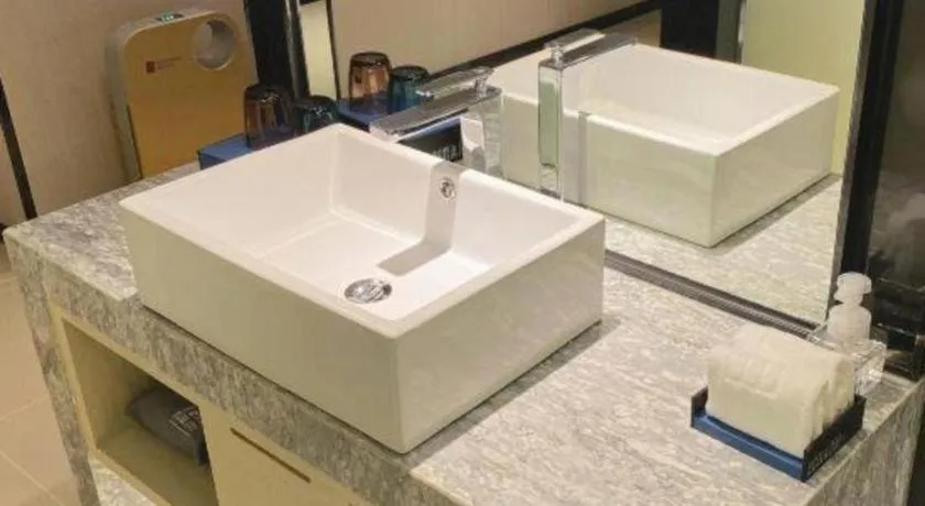 Echarm Hotel Shenzhen World Exhibition and Convention Center