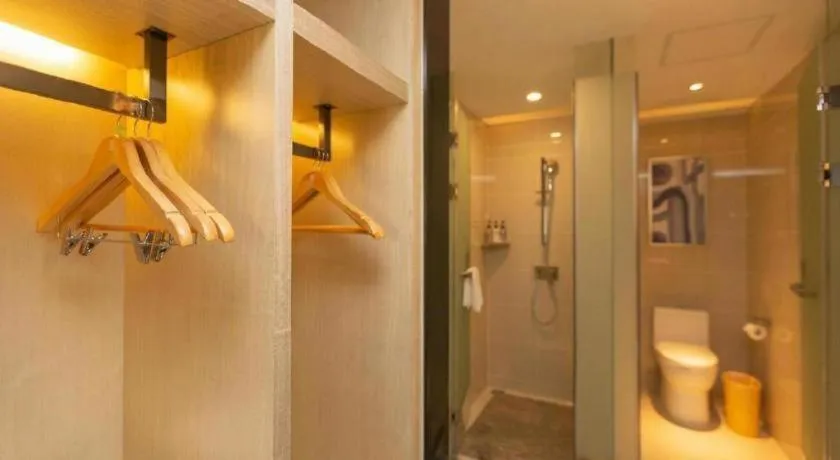 Echarm Hotel Shenzhen World Exhibition and Convention Center