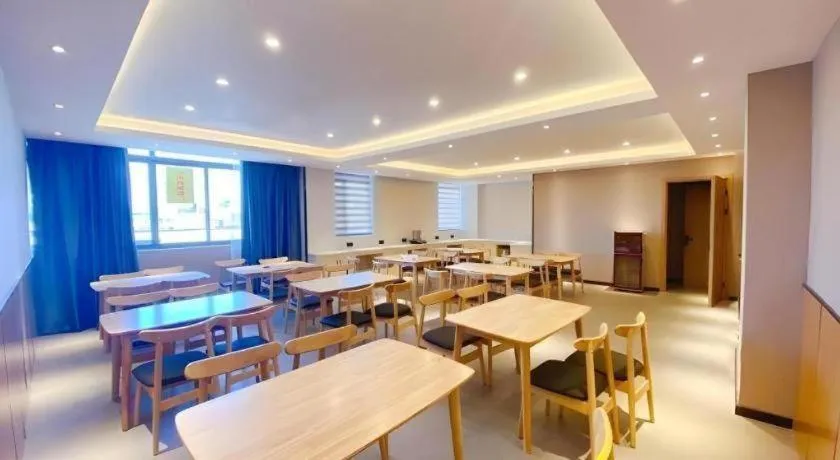 Green Tree Inn Jiangsu Changshu Southeast Yuyue Square