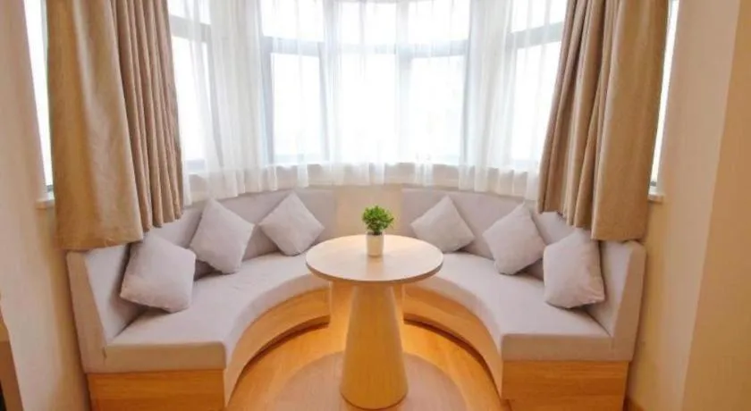 GreenTree Inn Express Suzhou Tai Lake Xukou Huadun Metro Station