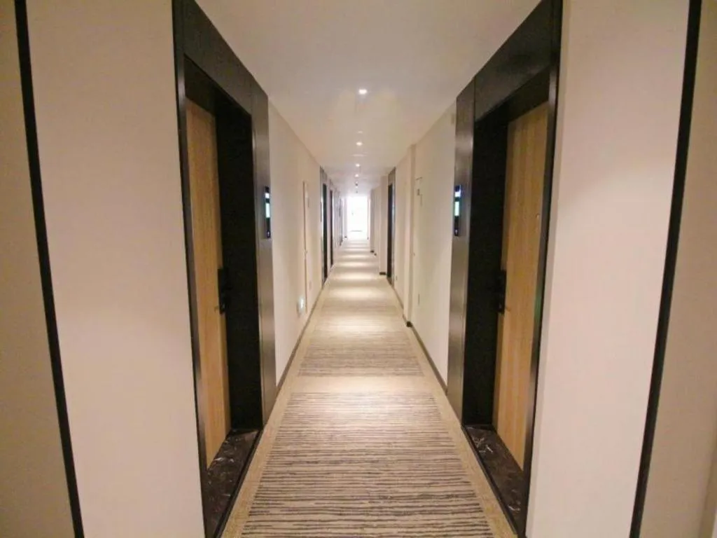 GreenTree Inn Express Suzhou Tai Lake Xukou Huadun Metro Station