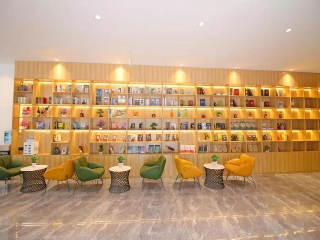 GreenTree Inn Express Suzhou Tai Lake Xukou Huadun Metro Station