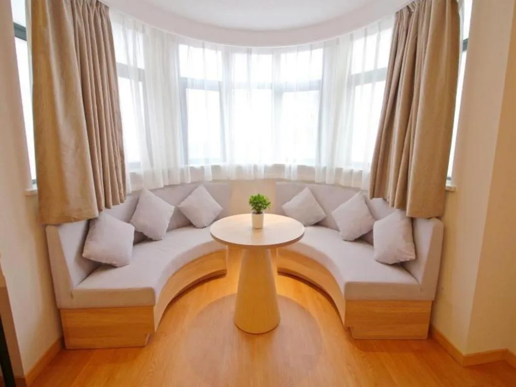 GreenTree Inn Express Suzhou Tai Lake Xukou Huadun Metro Station