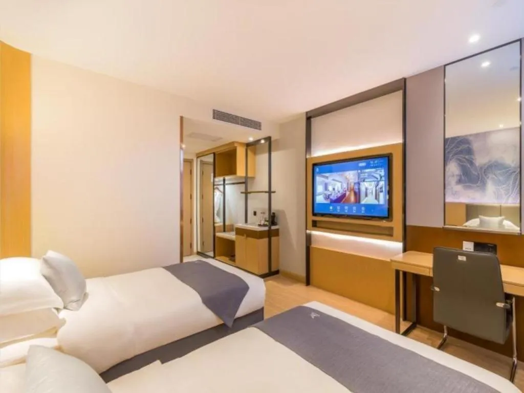 Bed in GreenTree Eastern Hotel Tianjin Dongli Development Zone Xinli Metro Station