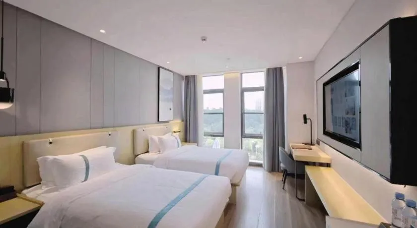 Bed in VX Hotel Hubei Wuhan Hongshan District 1st Guanggu Road