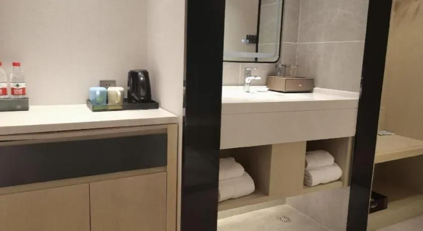 VX Hotel Hubei Wuhan Hongshan District 1st Guanggu Road