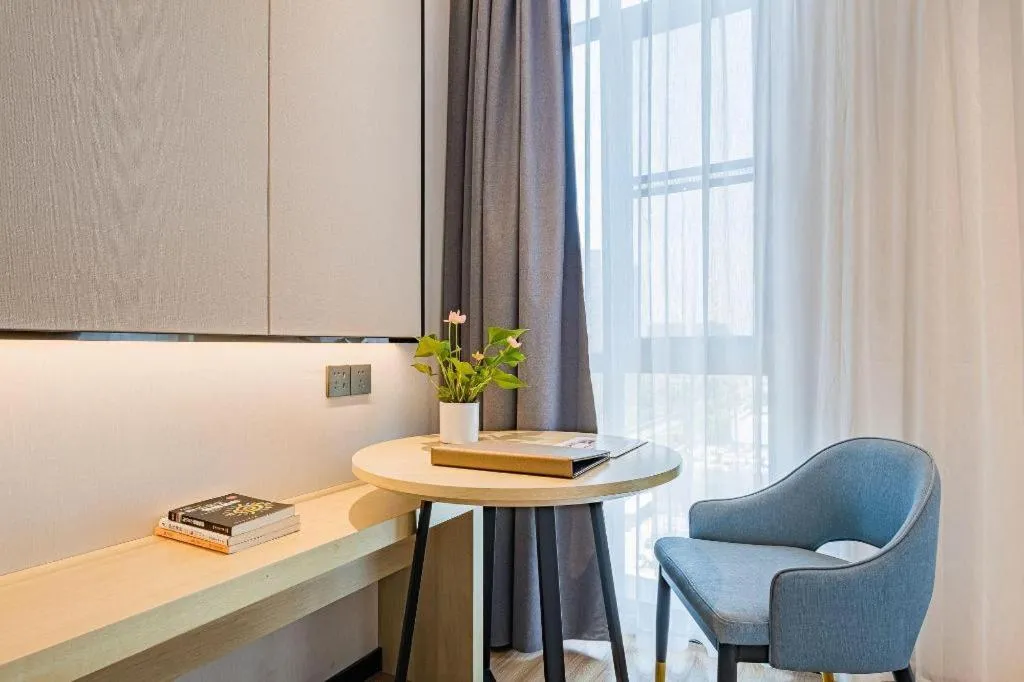 VX Hotel Hubei Wuhan Hongshan District 1st Guanggu Road