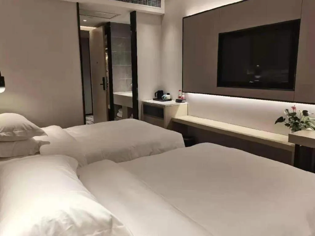 Bed in VX Hotel Hubei Wuhan Hongshan District 1st Guanggu Road