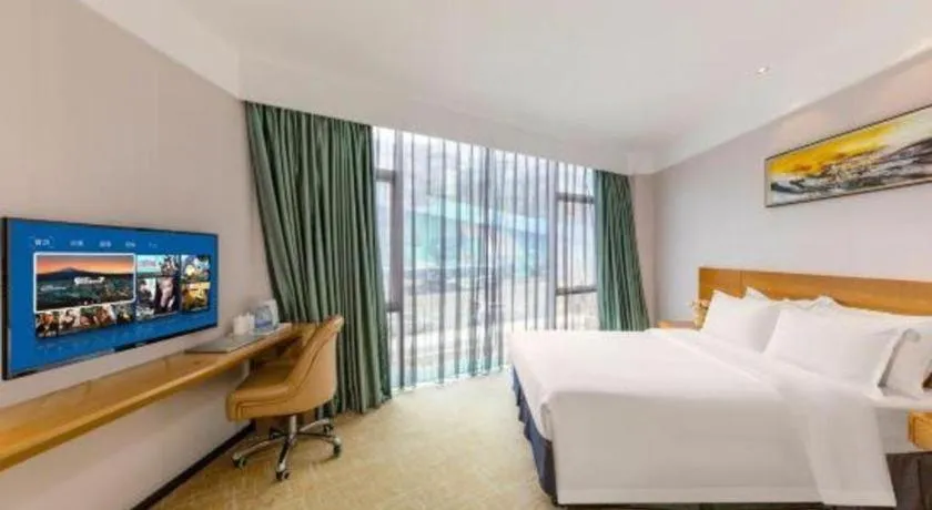 Bed in GreenTree Alliance Hotel Shenzhen Yantian District Dameisha
