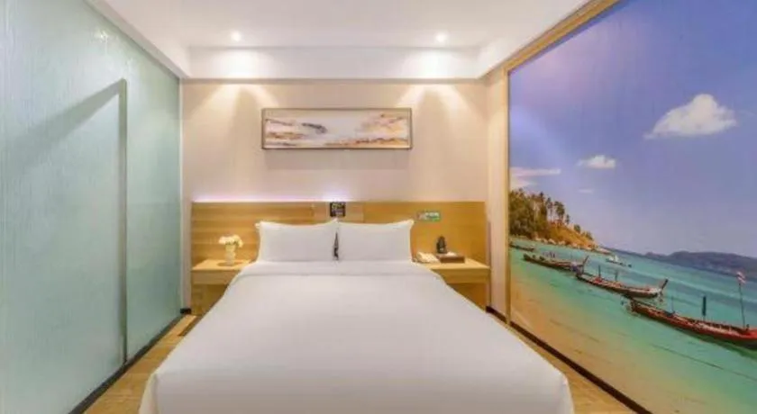 Bed in GreenTree Alliance Hotel Shenzhen Yantian District Dameisha