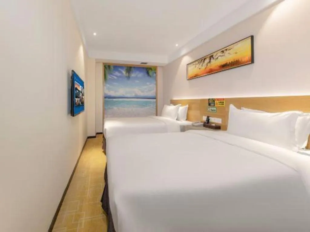 Bed in GreenTree Alliance Hotel Shenzhen Yantian District Dameisha