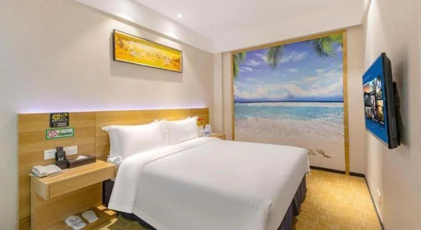 Bed in GreenTree Alliance Hotel Shenzhen Yantian District Dameisha