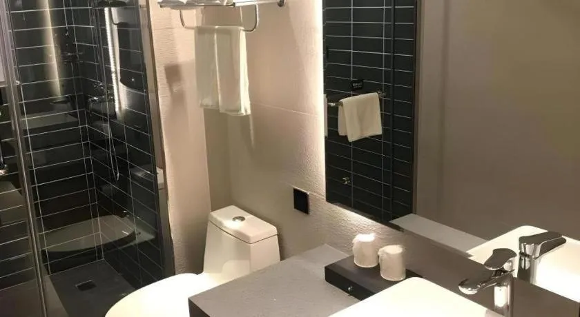 Green Tree Inn Tianjin Jinnan Linshijun University of Finance and Economics