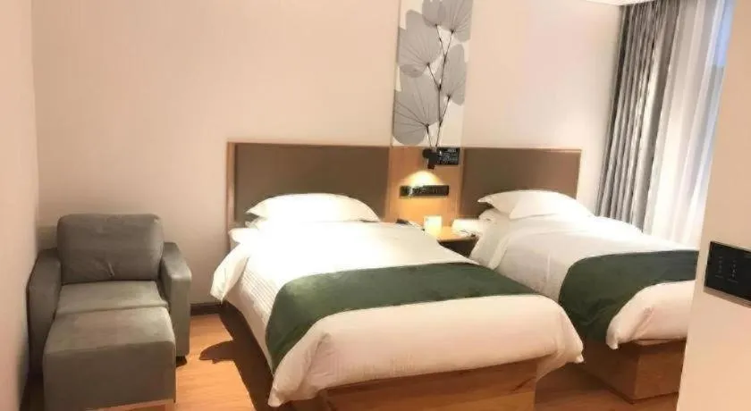Bed in Green Tree Inn Tianjin Jinnan Linshijun University of Finance and Economics