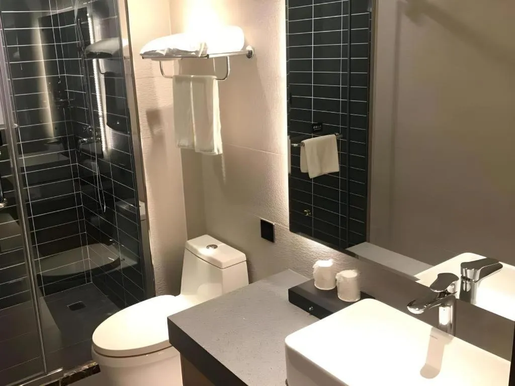 Green Tree Inn Tianjin Jinnan Linshijun University of Finance and Economics