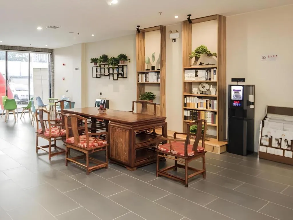 Green Tree Inn Tianjin Jinnan Linshijun University of Finance and Economics