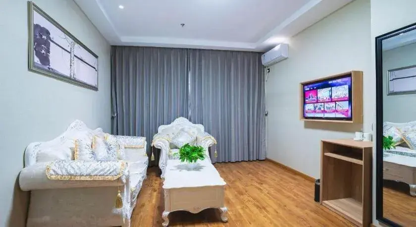 Bed in GreenTree Inn Express Suzhou Luzhi Ancient Town Scenic Area Xiaoshi Road Bed in GreenTree Inn Express Suzhou Luzhi Ancient Town Scenic Area Xiaoshi Road