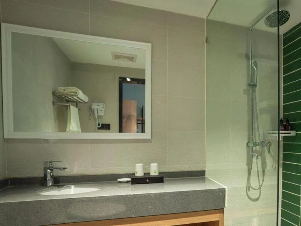 GreenTree Inn Express Suzhou Luzhi Ancient Town Scenic Area Xiaoshi Road