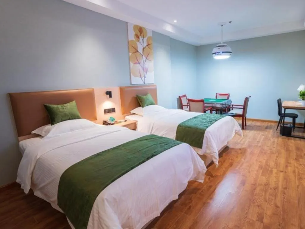 Bed in GreenTree Inn Express Suzhou Luzhi Ancient Town Scenic Area Xiaoshi Road