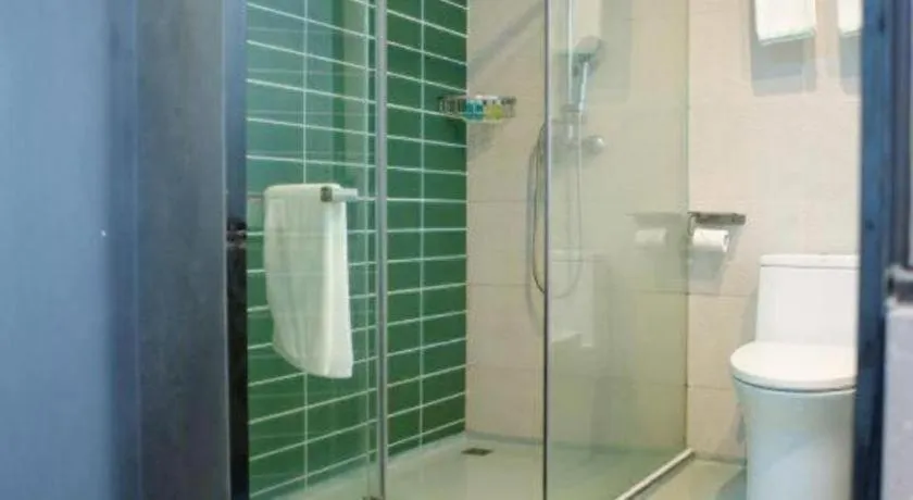 GreenTree Inn Express Hainan Haikou Haixiu Zhong Road