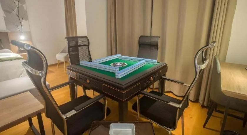 GreenTree Inn Express Hainan Haikou Haixiu Zhong Road