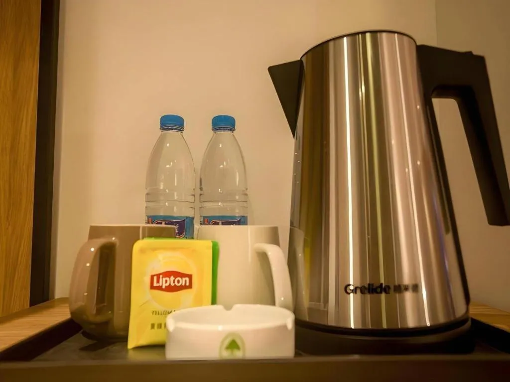 GreenTree Inn Express Hainan Haikou Haixiu Zhong Road