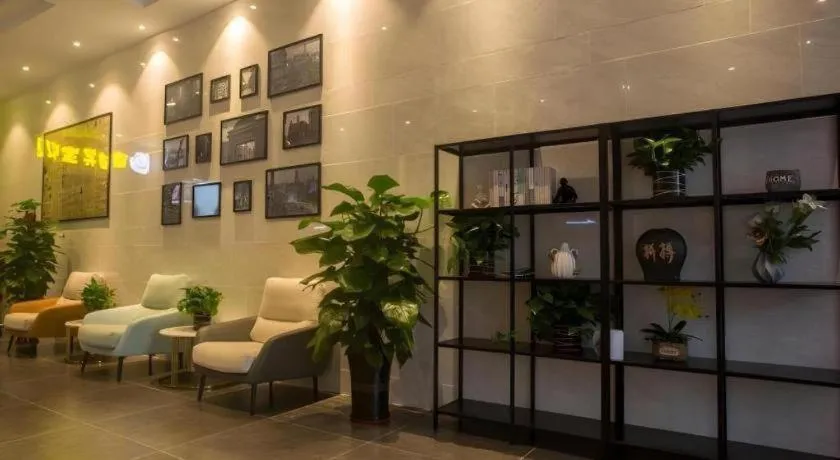 GreenTree Inn Express Hainan Haikou Haixiu Zhong Road