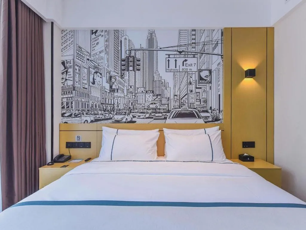 Bed in City Comfort Inn Chongqing Pengshui Yujing Jiangshan