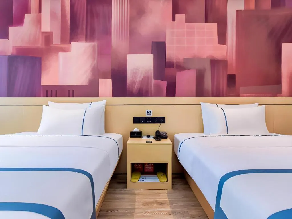 Bed in City Comfort Inn Chongqing Pengshui Yujing Jiangshan