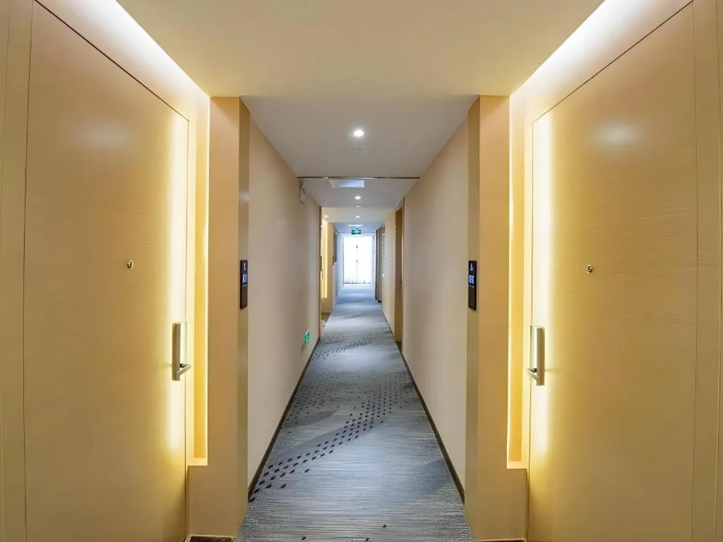 Lavande Hotel Guangzhou Jiahewanggang Metro Station Konggang Avenue Jinbo Plaza