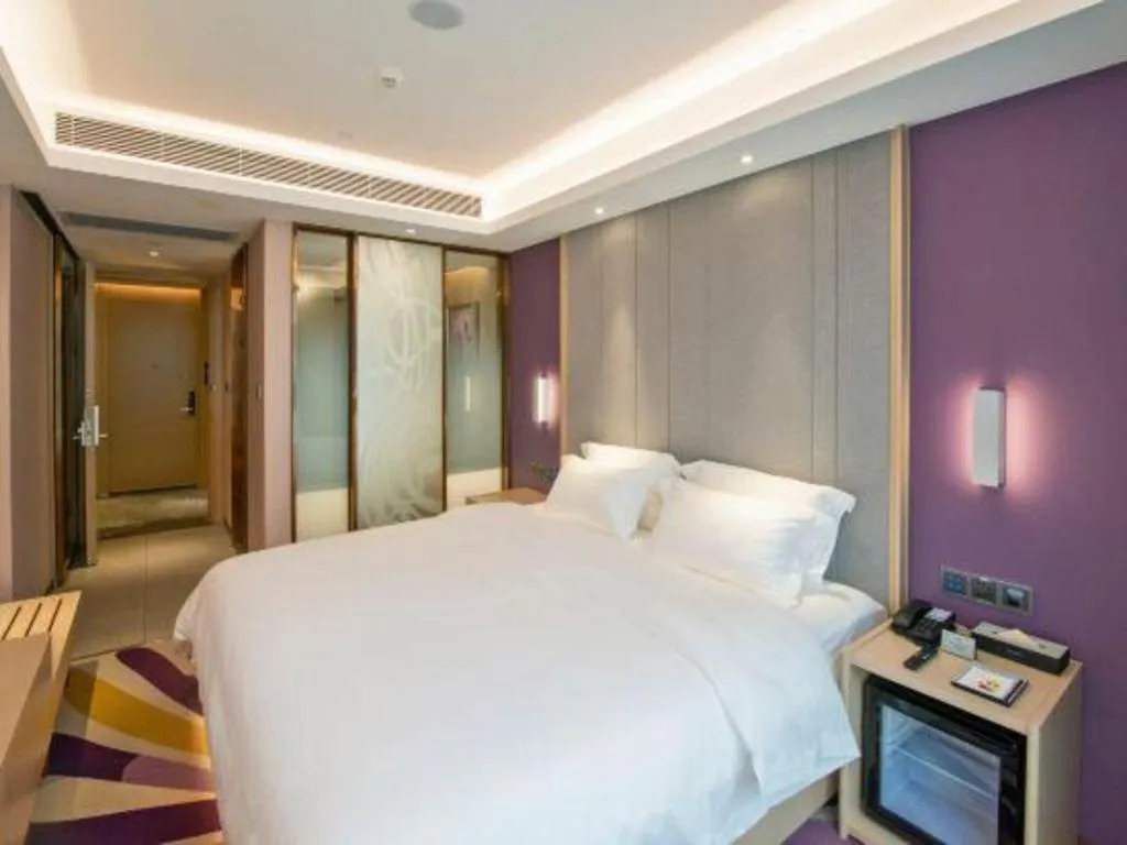 Bed in Lavande Hotel Guangzhou Jiahewanggang Metro Station Konggang Avenue Jinbo Plaza