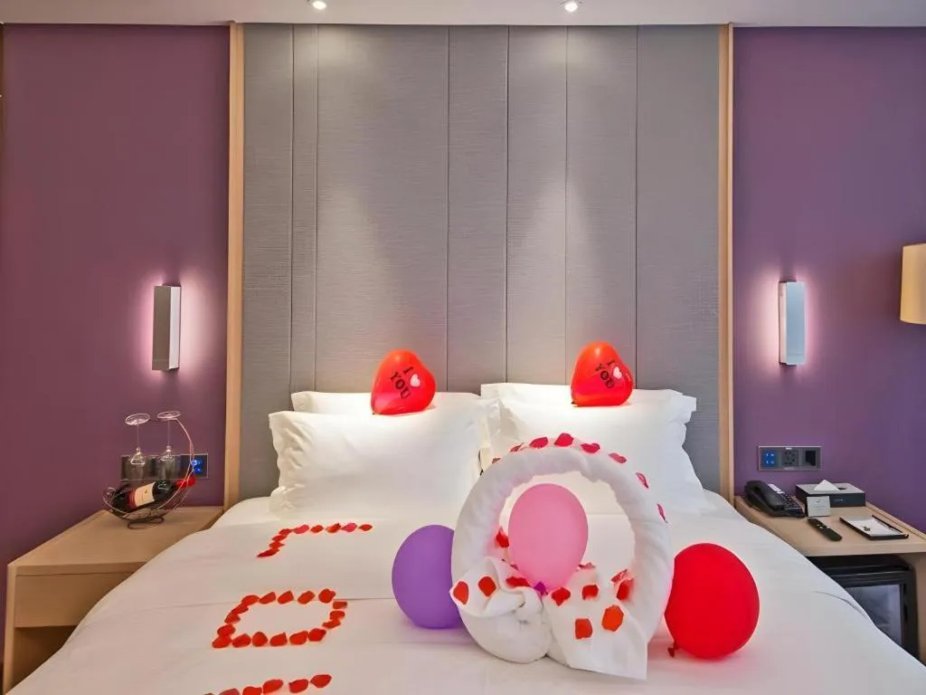 Bed in Lavande Hotel Guangzhou Jiahewanggang Metro Station Konggang Avenue Jinbo Plaza