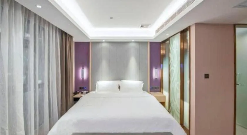 Bed in Lavande Hotel Guangzhou Jiahewanggang Metro Station Konggang Avenue Jinbo Plaza