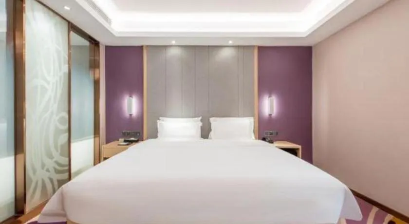 Bed in Lavande Hotel Guangzhou Jiahewanggang Metro Station Konggang Avenue Jinbo Plaza