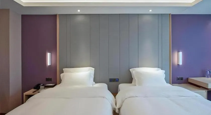 Bed in Lavande Hotel Guangzhou Jiahewanggang Metro Station Konggang Avenue Jinbo Plaza