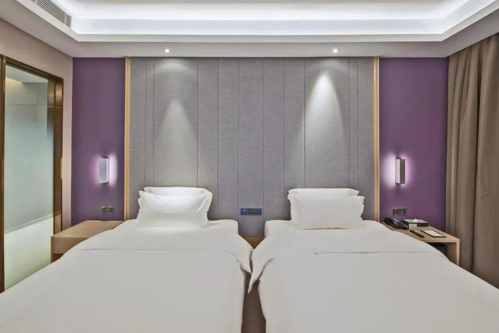 Bed in Lavande Hotel Guangzhou Jiahewanggang Metro Station Konggang Avenue Jinbo Plaza