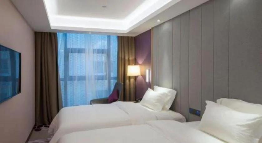 Bed in Lavande Hotel Guangzhou Jiahewanggang Metro Station Konggang Avenue Jinbo Plaza