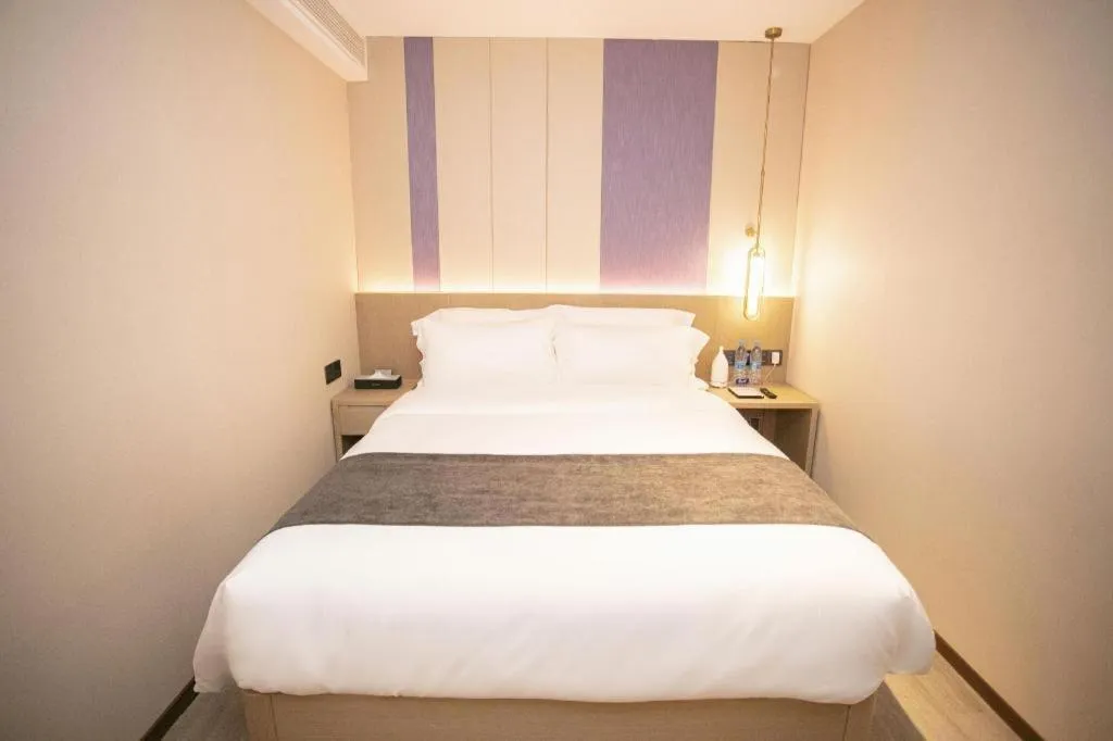 Bed in Lavande Hotel Shenzhen East Gate Wanxiang City Guomao Metro Statipn
