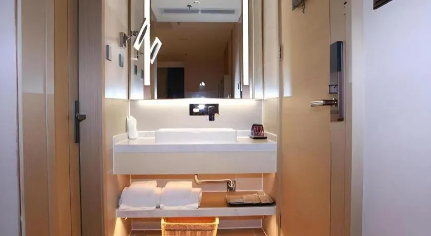 Lavande Hotel Shenzhen East Gate Wanxiang City Guomao Metro Statipn