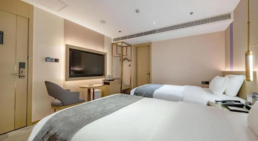 Bed in Lavande Hotel Shenzhen East Gate Wanxiang City Guomao Metro Statipn