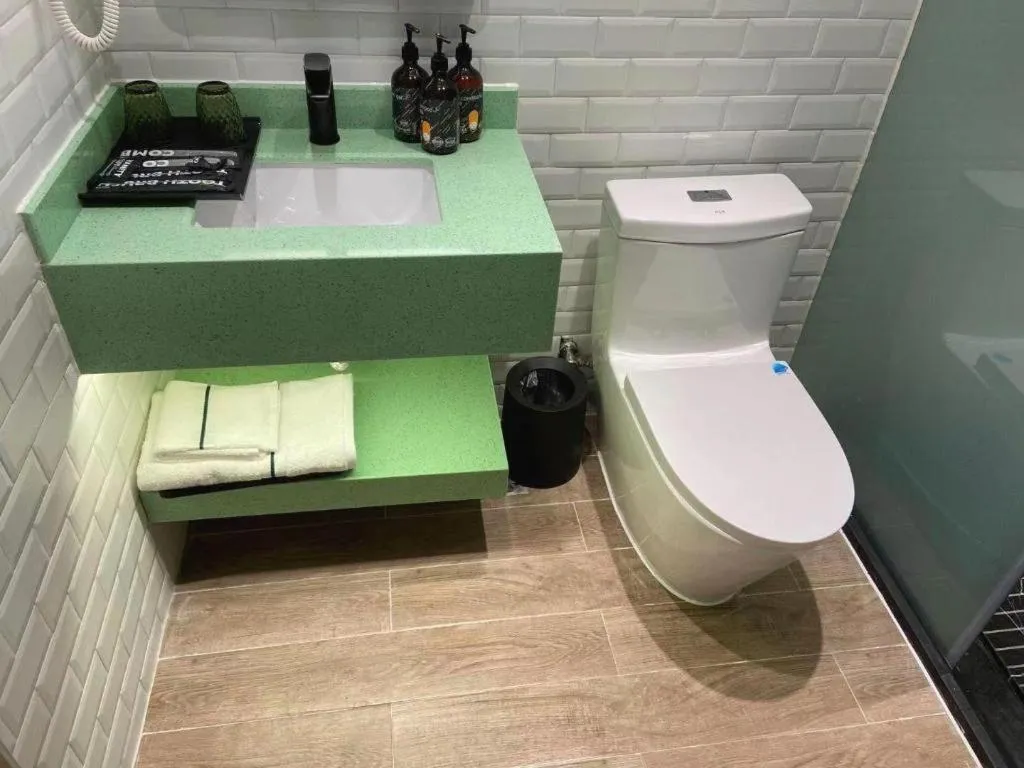 City Comfort Premier Hotel Guangzhou Tower Chigang Metro Station Pazhou Exhibition