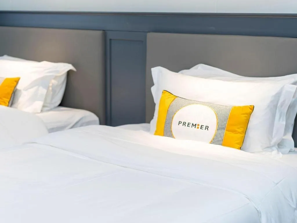 Bed in City Comfort Premier Hotel Guangzhou Tower Chigang Metro Station Pazhou Exhibition