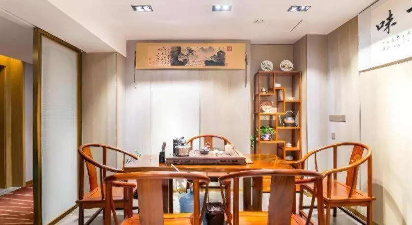 Echarm Hotel Guangzhou Gangding Huashi Metro Station