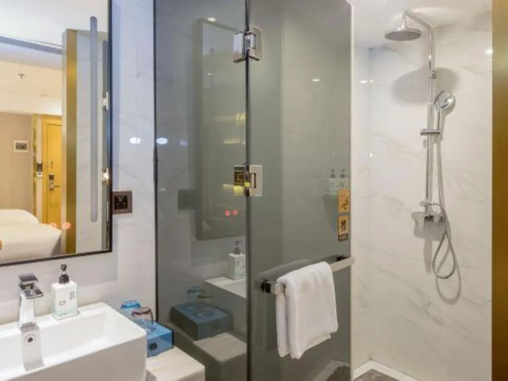 Echarm Hotel Guangzhou Gangding Huashi Metro Station