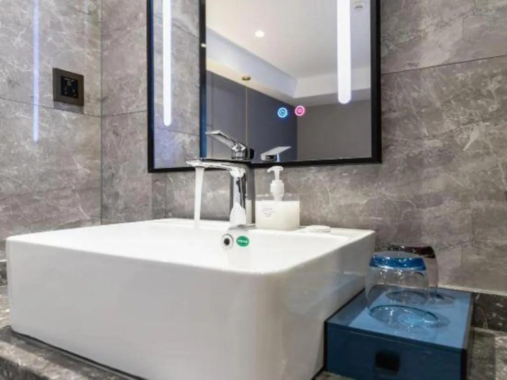 Echarm Hotel Guangzhou Gangding Huashi Metro Station