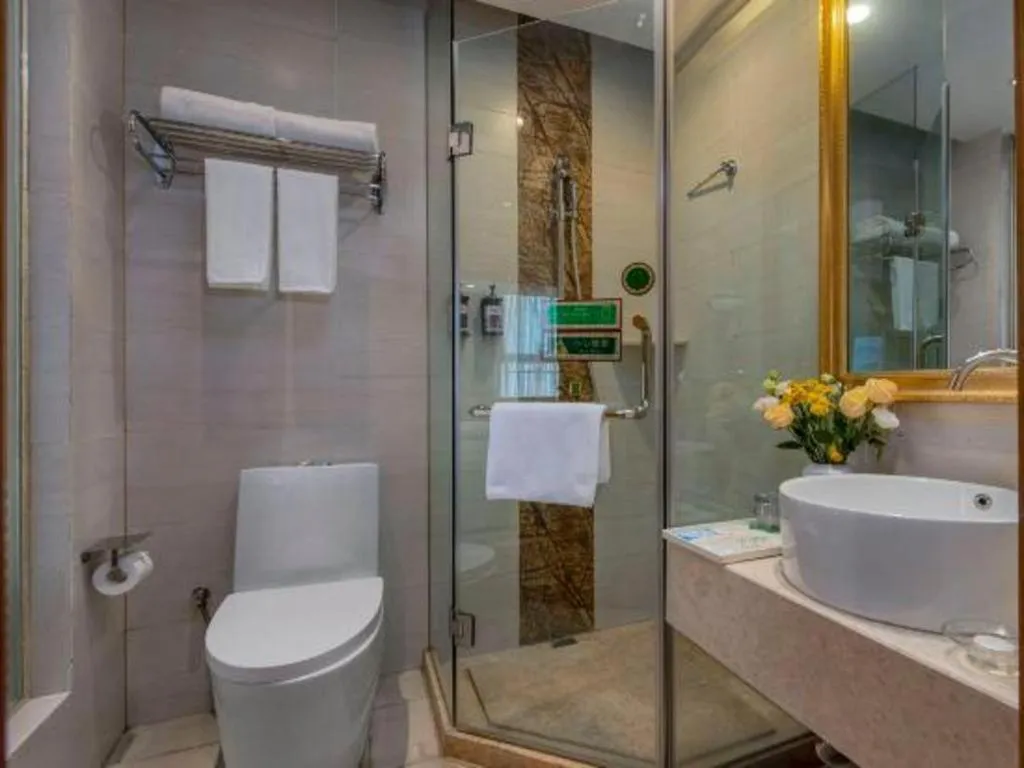 Vienna Hotel Zhengzhou Only Henan Movie Town