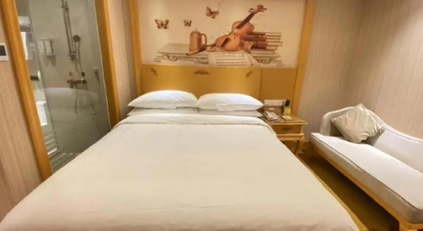Bed in Vienna Hotel Shenzhen Qinghu Metro Station