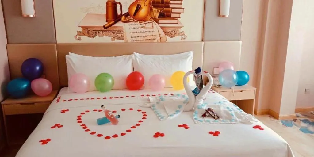 Bed in Vienna Hotel Chengdu Xinjin Old Pier Liujianian Metro Station