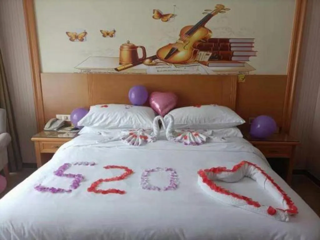 Bed in Vienna Hotel Zhejiang Ningbo Beilun In Time City